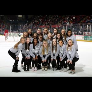 Meet your Posher, Ella